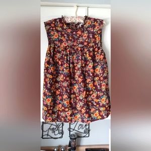 Womans Old Navy sleeveless floral blouse size large.